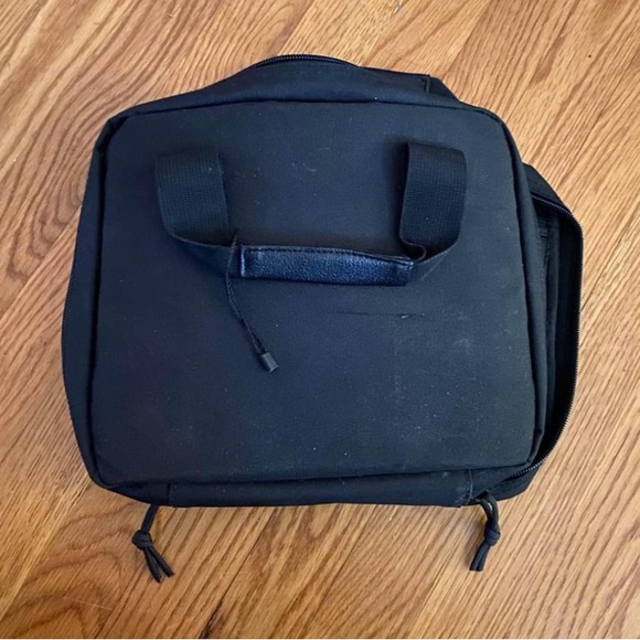 Spice jar carrying case Traveling with pill bottle, spice jars, or toiletries - Picture 3 of 4